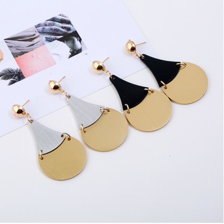 Jewelry Fashion Earring Sexy and Abstract Geometric Earrings Dangle Earrings for Women