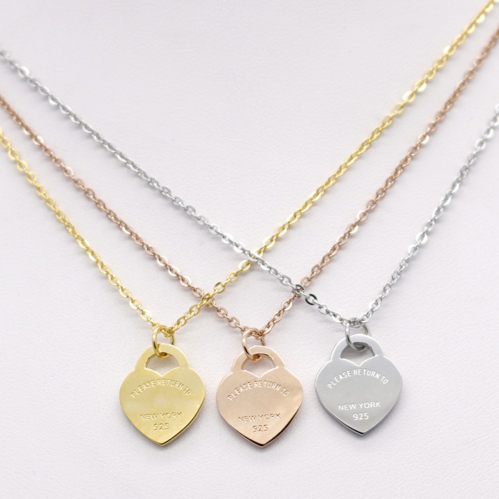 18K Gold Plated Stainless Steel Heart Shape Pendant Necklace for Women