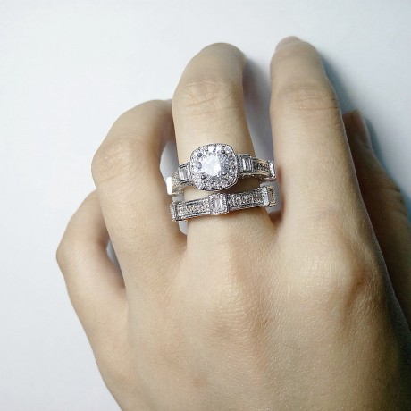 Sterling Silver White Gold Plated Ring Set Round Zirconia Center Design Ring Set For Women Or Girls (6-9)