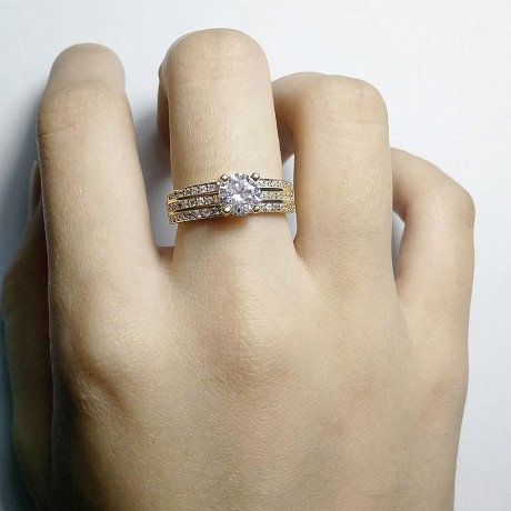 Round Zirconia Diamond Ring Crystal White Gold Plated Ring For Girl Or Women(6-9)
