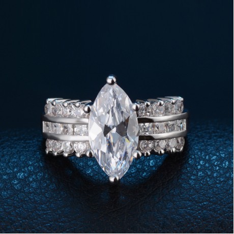 Hot Platinum-Plated Rings Horse Eye Zirconia Rings For Women(6-10)