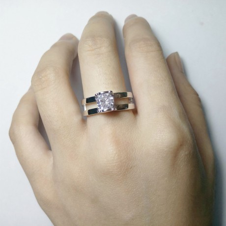 White Gold Plated Fashion Ring Cute Bear Zirconia Ring For Girls And Women(6-9)