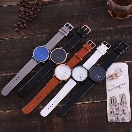 Fashion Classic Leather Strap Band Round Face Quartz Movement Wrist Watch for Women