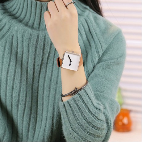 Vintage Unique Square Dail Watch Quartz Movement Wrist Watch with Leather Band for Women