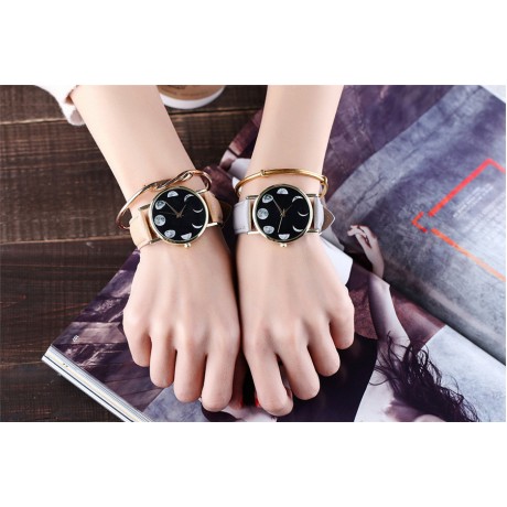 Fashion Wrist Watch Full-Grain Moon Pattern Watch with Leather Strap Band for Women